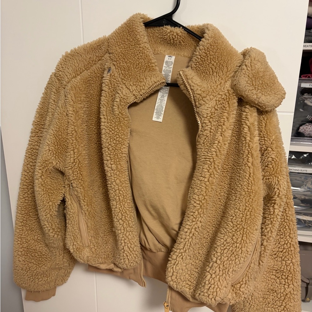 ALO Yoga Cozy Tan Teddy Jacket